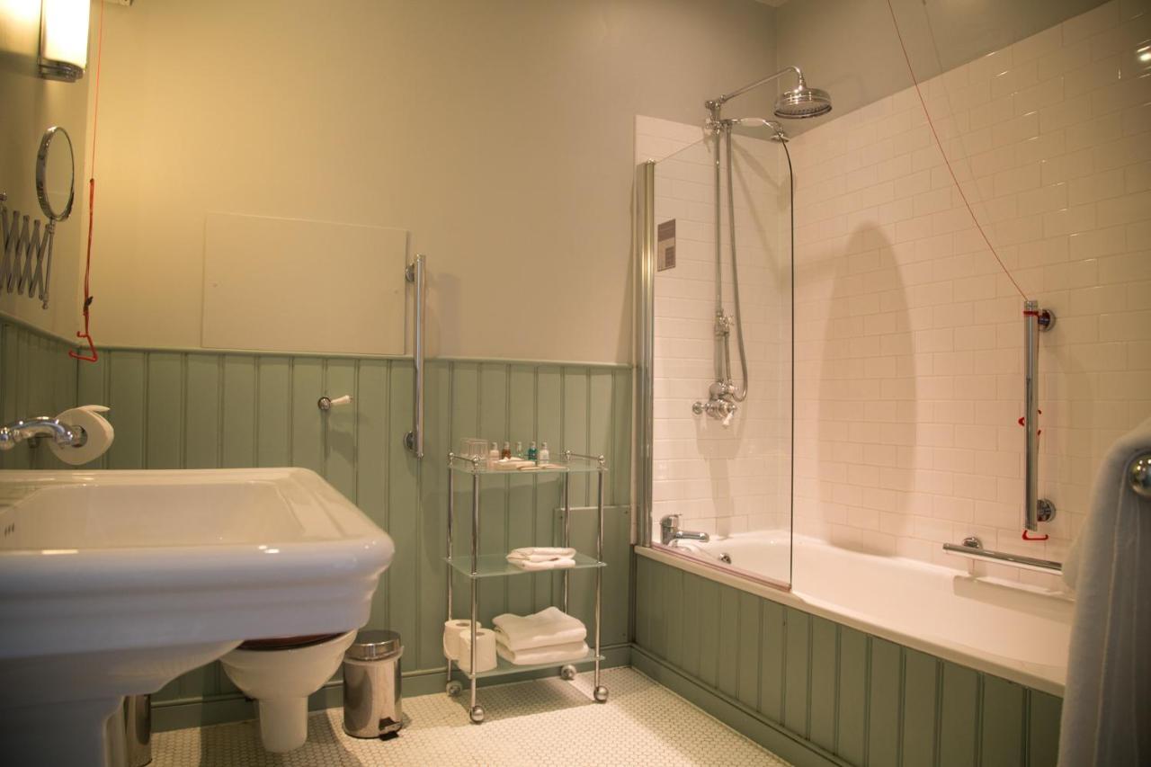 Collingwood Arms Hotel Cornhill on Tweed Habitación foto